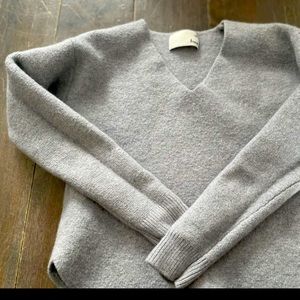 Wilfred, small but more xs artizia